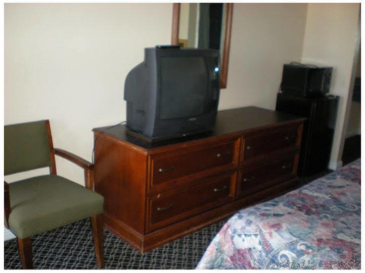 Hotel Corona Ca - Hwy 91 Dış mekan fotoğraf
