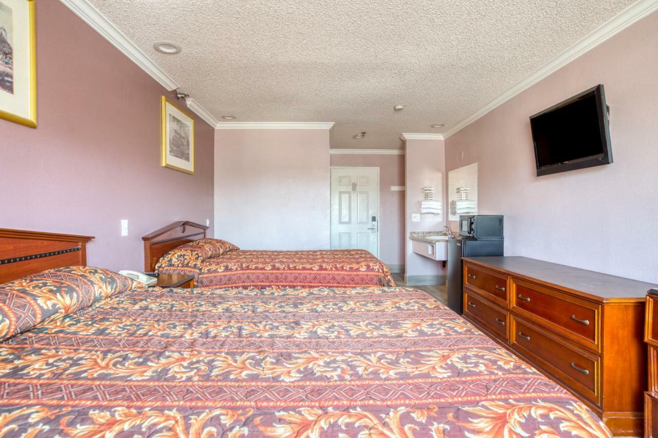 Hotel Corona Ca - Hwy 91 Dış mekan fotoğraf