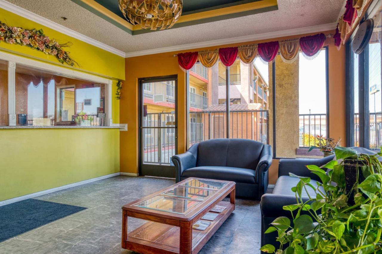 Hotel Corona Ca - Hwy 91 Dış mekan fotoğraf