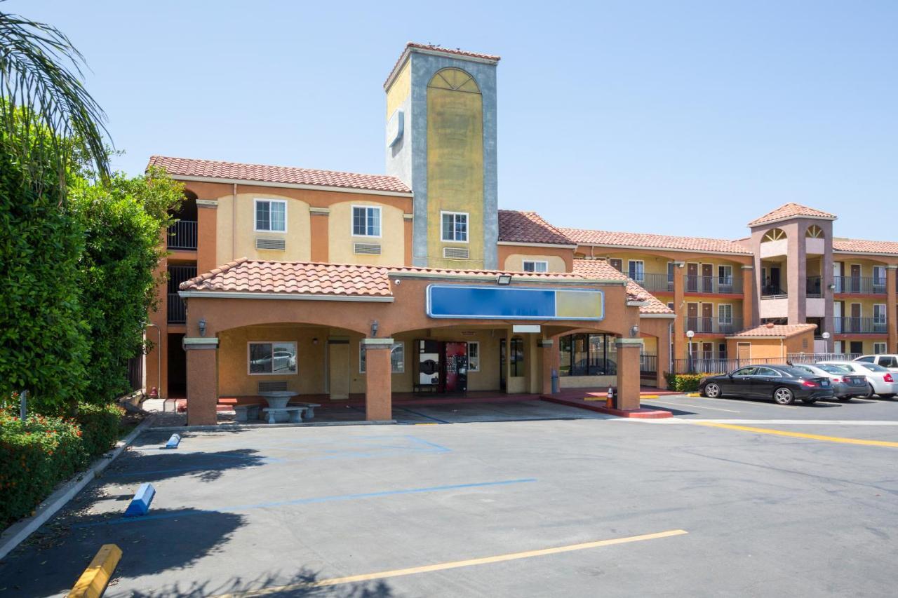 Hotel Corona Ca - Hwy 91 Dış mekan fotoğraf